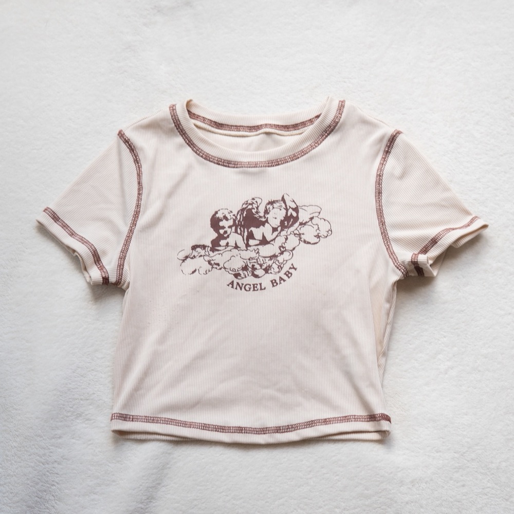 angle baby crop top